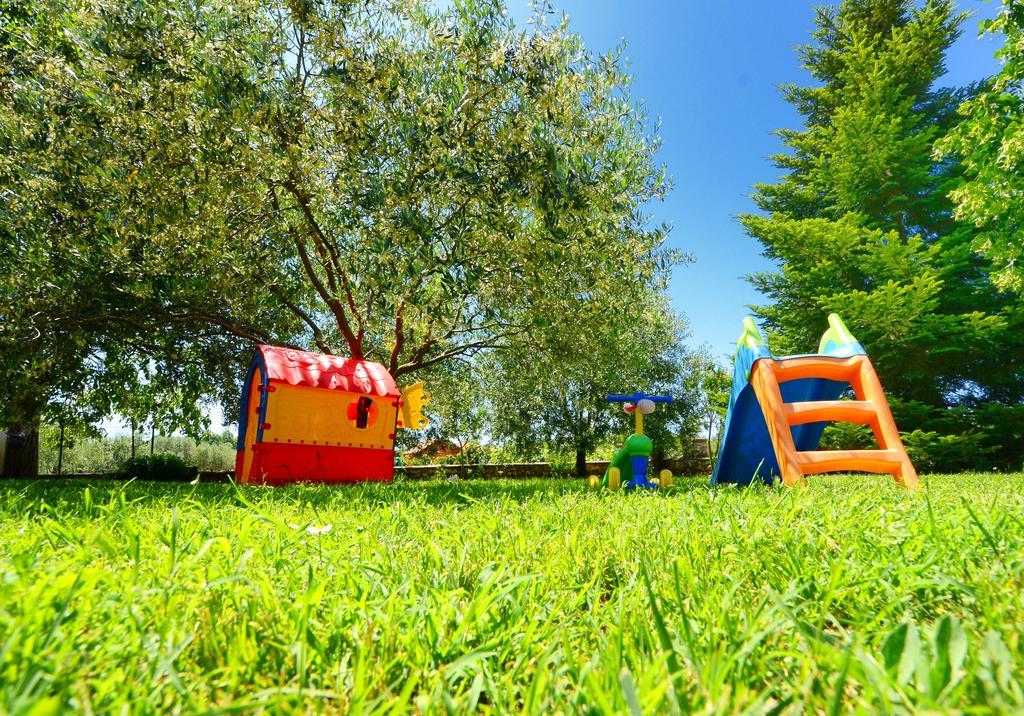 Veleniki Apartments Mira מראה חיצוני תמונה